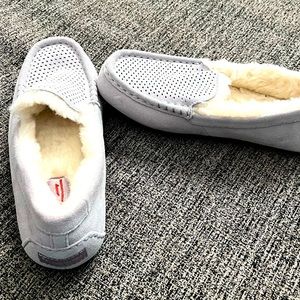 Koolaburra by Ugg slippers